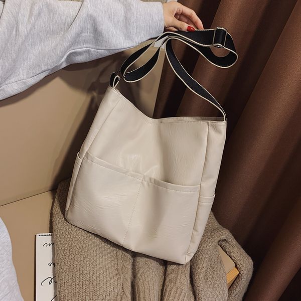 fashion women handbags wide strap shoulder bags designer female messenger bag women's ins casual big lady tote bag
fashion women handbags wide strap shoulder bags designer female messenger bag women's ins casual big lady tote bag