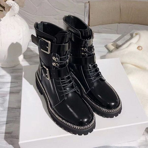 women's belt buckle thick bottom motorcycle boots black leather short boots luxury british style martin boots cross strap back zipper
women's belt buckle thick bottom motorcycle boots black leather short boots luxury british style martin boots cross strap back zipper
