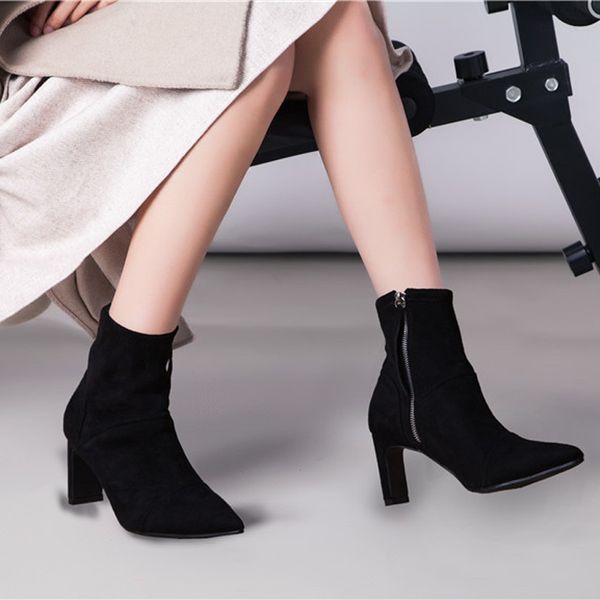 teahoo bottine femme talon 2017 зимы женщин сапоги высокие каблуки ботильоны для женщин сексуальный острым носом носок обувь, Black
teahoo bottine femme talon 2017 зимы женщин сапоги высокие каблуки ботильоны для женщин сексуальный острым носом носок обувь, Black