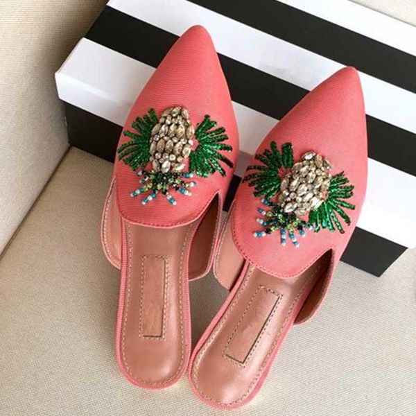 summer women flats shoes lady sandals slippers embroidery slip on pointed toe women mules outdoor slipper shoe woman slides 2020, Black
summer women flats shoes lady sandals slippers embroidery slip on pointed toe women mules outdoor slipper shoe woman slides 2020, Black