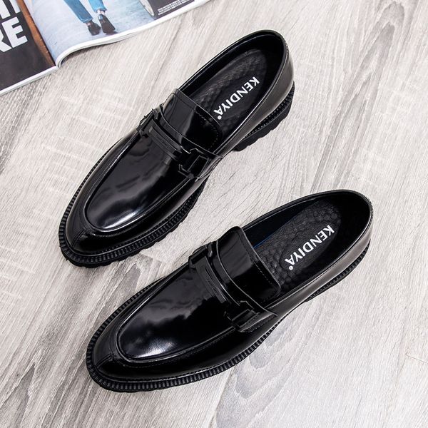 fashion2020 men's genuine european business dress shoes patent leather british fashion breathable cowhide, Black
fashion2020 men's genuine european business dress shoes patent leather british fashion breathable cowhide, Black