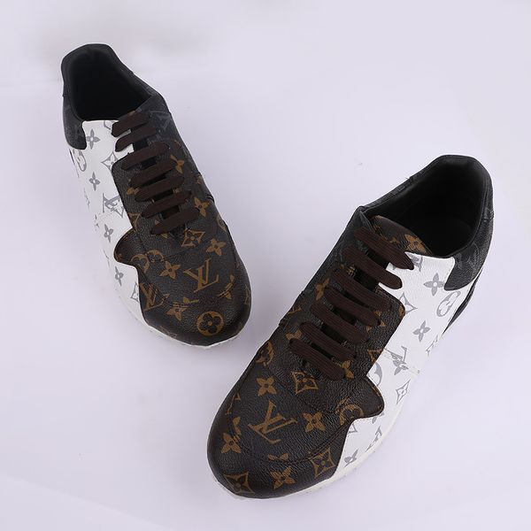 fashion classic lace casual wild color matching light sports shoes round head men's shoes flat bottom light couple shoes autumn
fashion classic lace casual wild color matching light sports shoes round head men's shoes flat bottom light couple shoes autumn