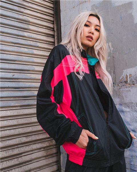 2019 windbreaker brand outwear jackets hiphop streetwear designer sweater zipper patchwork coats fashion long sleeve sports ljj98307, Black;brown
2019 windbreaker brand outwear jackets hiphop streetwear designer sweater zipper patchwork coats fashion long sleeve sports ljj98307, Black;brown