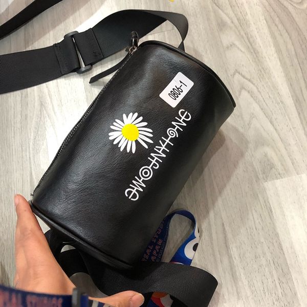 women's 2020 small small bag fashion all-match broadband little daisy messenger shoulder boston bag
women's 2020 small small bag fashion all-match broadband little daisy messenger shoulder boston bag