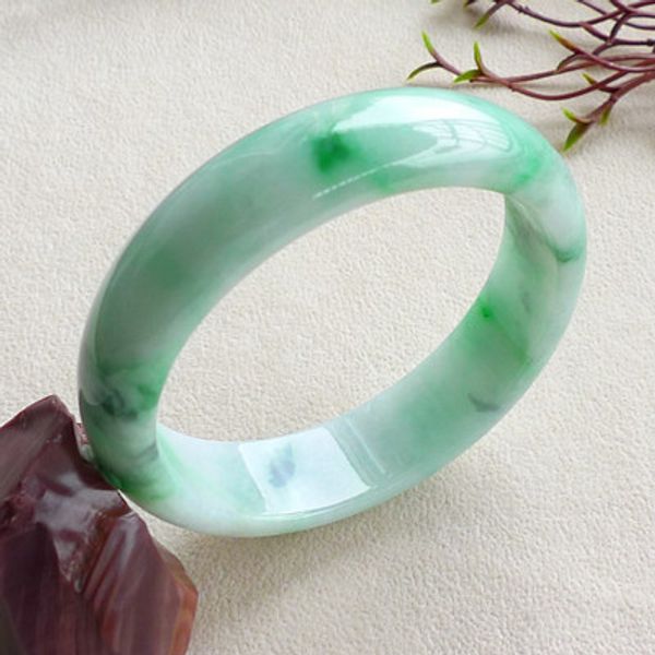 natural burmese jadeite 54-64mm light green bracelet elegant princess jewelry gift, Golden;silver
natural burmese jadeite 54-64mm light green bracelet elegant princess jewelry gift, Golden;silver