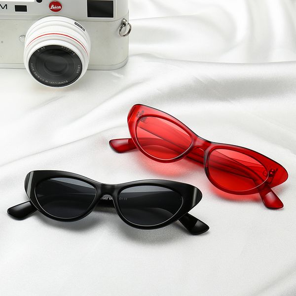 new small frame rhinestone cat eye sunglasses women red black 2019 fashion cateye sun glasses for women uv400, White;black
new small frame rhinestone cat eye sunglasses women red black 2019 fashion cateye sun glasses for women uv400, White;black