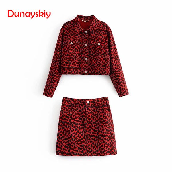 autumn winter leopard denim jacket casual basic coat women streetwear korean button bomber jean jacket 2018 women clothes, Black;brown
autumn winter leopard denim jacket casual basic coat women streetwear korean button bomber jean jacket 2018 women clothes, Black;brown