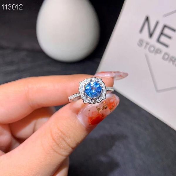 2020 new style charming green moissanite gem ring for women silver engagement ring 6x6mm natural gem girl birthday gift, Golden;silver
2020 new style charming green moissanite gem ring for women silver engagement ring 6x6mm natural gem girl birthday gift, Golden;silver