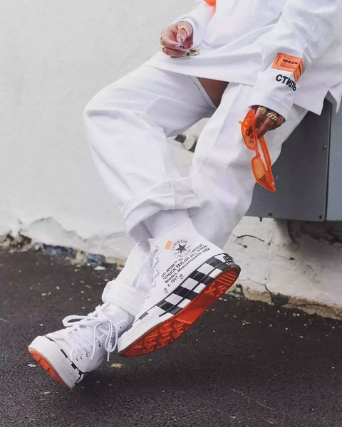 off w white x conversè chuck all-star taylor athletic white chucks 70s canvas black running shoes 1970s sneakers 112236 
off w white x conversè chuck all-star taylor athletic white chucks 70s canvas black running shoes 1970s sneakers 112236