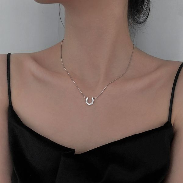 100% 925 sterling silver u letter pendant necklace chain gifts for women fashion kpop valentine friends jewelry ng
100% 925 sterling silver u letter pendant necklace chain gifts for women fashion kpop valentine friends jewelry ng