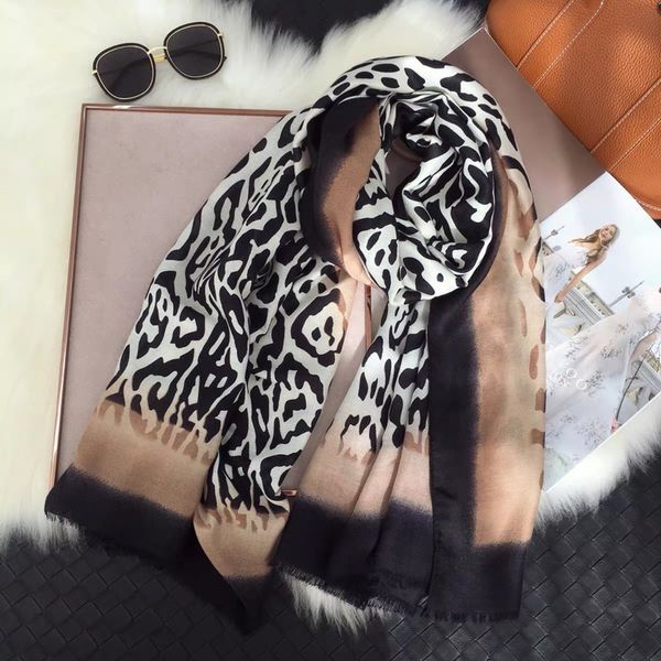 new 2020 hijab scarves leopard print fashion cotton scarf women winter shawl bandana foulard poncho, Blue;gray
new 2020 hijab scarves leopard print fashion cotton scarf women winter shawl bandana foulard poncho, Blue;gray