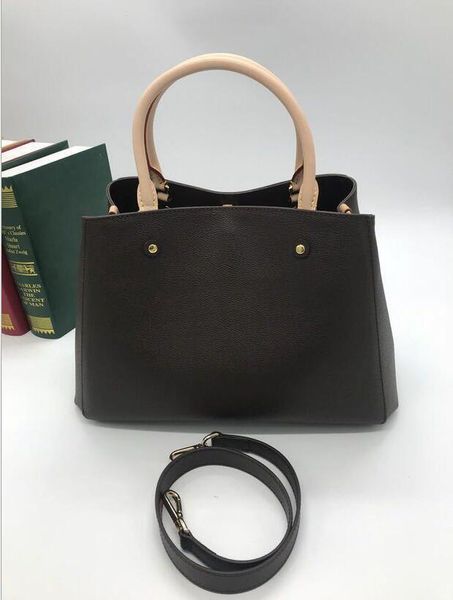 brand ladies bag simple fashion handbag cross pattern PU leather shopping bag large shoulder bag
brand ladies bag simple fashion handbag cross pattern PU leather shopping bag large shoulder bag