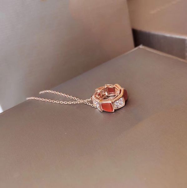 snake scale necklace jewelry s925 sterling silver necklace 18k rose gold for women party gift
snake scale necklace jewelry s925 sterling silver necklace 18k rose gold for women party gift
