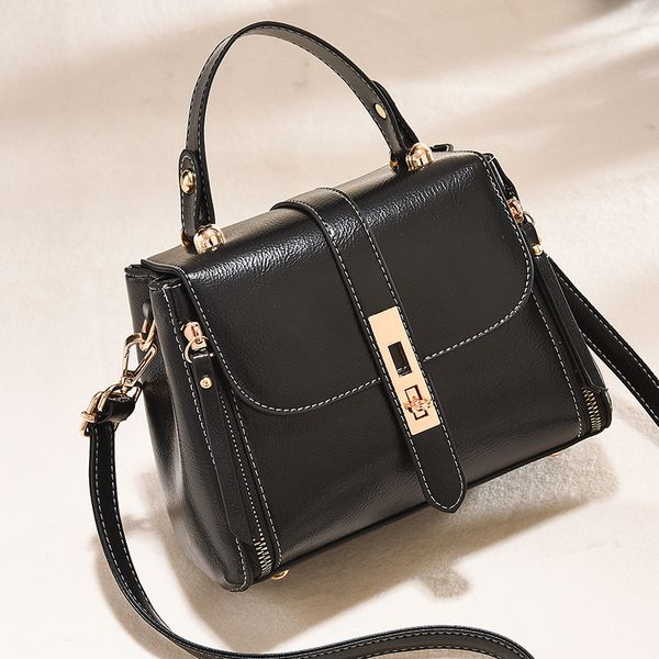 fashion for handbags women bags 2020 crossbody pu leather black soft washed messenger flap bag
fashion for handbags women bags 2020 crossbody pu leather black soft washed messenger flap bag