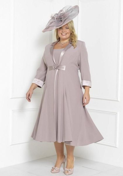 plus size mother of the bride dresses tea length scoop neck wedding guest dress custom mothers groom gown with long jacket, Black;red
plus size mother of the bride dresses tea length scoop neck wedding guest dress custom mothers groom gown with long jacket, Black;red