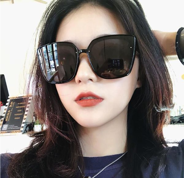 2019 sunglasses men women square sunglasses brand design uv400 protection shades oculos de sol hombre glasses driver sun glasses 0230013, White;black 
2019 sunglasses men women square sunglasses brand design uv400 protection shades oculos de sol hombre glasses driver sun glasses 0230013, White;black