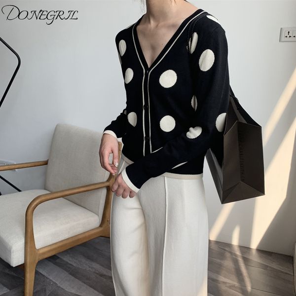 2019 spring new big wave point v-neck knit shirt women long-sleeved net red sweater cardigan coat, White
2019 spring new big wave point v-neck knit shirt women long-sleeved net red sweater cardigan coat, White