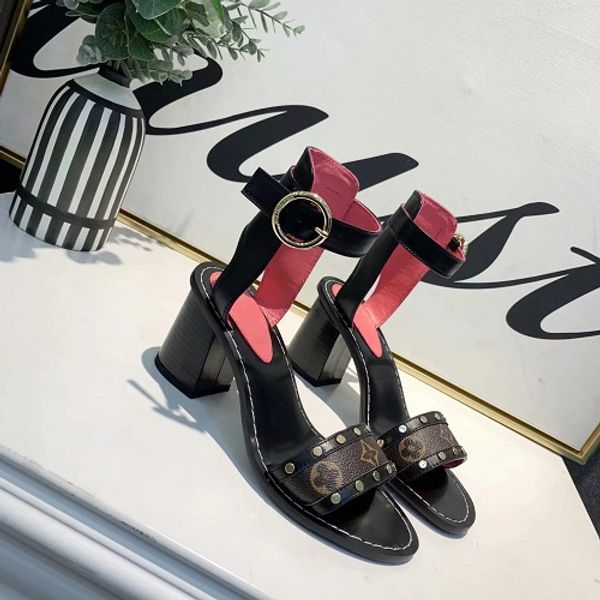2019 designer luxury women dress sandals fashion sandals box dust bag high heel leather shoes with dust bag heeled sandal platform open toes, Black
2019 designer luxury women dress sandals fashion sandals box dust bag high heel leather shoes with dust bag heeled sandal platform open toes, Black