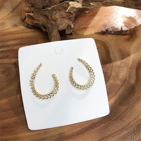 aomu fashion personality hollow gold color wreath oval irregular geometric loop hoop earrings for women gifts party jewelry, Golden;silver
aomu fashion personality hollow gold color wreath oval irregular geometric loop hoop earrings for women gifts party jewelry, Golden;silver