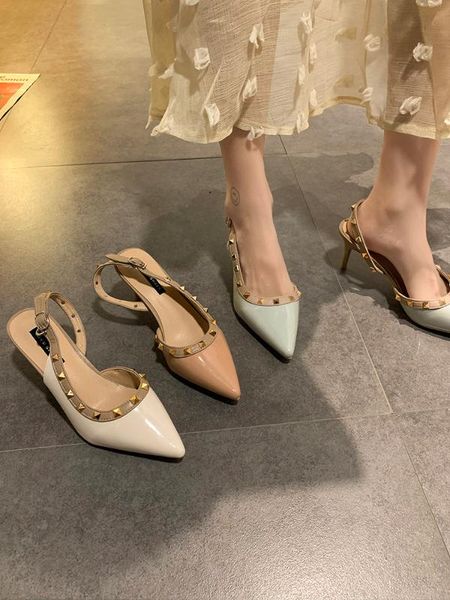 2020 sandals summer shoes women high heels rivet ankle strap fashion pointed pumps thin heels leather female elegant ladies, Black
2020 sandals summer shoes women high heels rivet ankle strap fashion pointed pumps thin heels leather female elegant ladies, Black