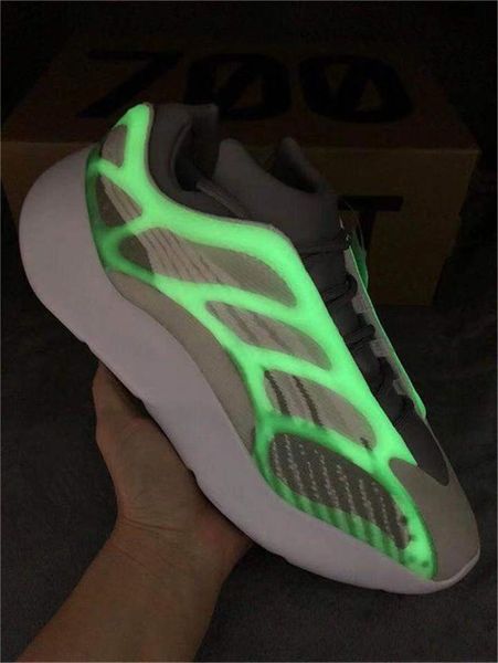 новые оригиналы 700 v3 azael kanye west кроссовки мужчины женщины волна бегун светятся в темноте подлинные спортивные кроссовки с коробкой, White;red
новые оригиналы 700 v3 azael kanye west кроссовки мужчины женщины волна бегун светятся в темноте подлинные спортивные кроссовки с коробкой, White;red