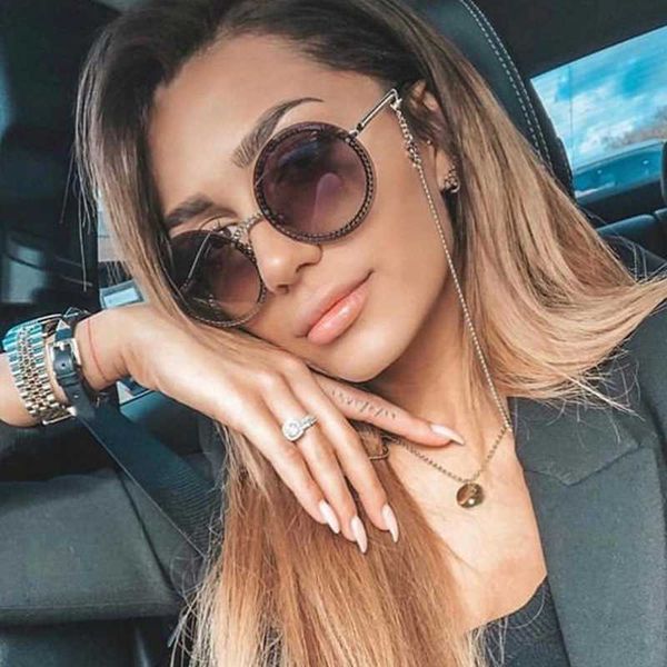2020 new luxury sunglasses women rimless round glasses ladies elegant female eyewear round gafas de sol mujer uv400, White;black
2020 new luxury sunglasses women rimless round glasses ladies elegant female eyewear round gafas de sol mujer uv400, White;black