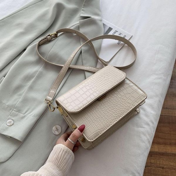 small female shoulder messenger bag stone pattern pu leather crossbody bags for women new ladies' travel flap bag and purses sac
small female shoulder messenger bag stone pattern pu leather crossbody bags for women new ladies' travel flap bag and purses sac
