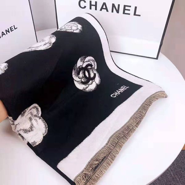 the new cashmere blend scarf is 180*70cm long and warm and soft.this is your ideal scarf, Blue;gray
the new cashmere blend scarf is 180*70cm long and warm and soft.this is your ideal scarf, Blue;gray