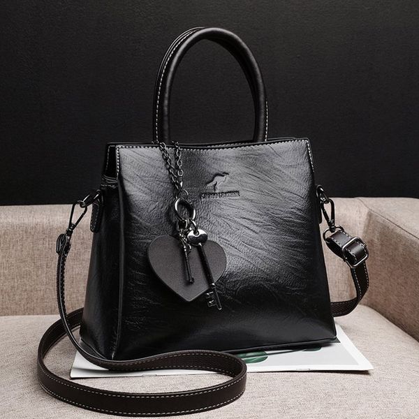fashionable waterproof shoulder bag leisure handbag large capacity women bags solid color crossbody bag
fashionable waterproof shoulder bag leisure handbag large capacity women bags solid color crossbody bag