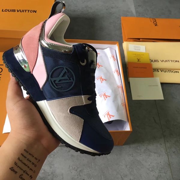 2019 Designer high quality real leather shoes for women Sneakers Footwear Women Flats Luxury Designer Rockrunner Casual Shoes Original box20
2019 Designer high quality real leather shoes for women Sneakers Footwear Women Flats Luxury Designer Rockrunner Casual Shoes Original box20