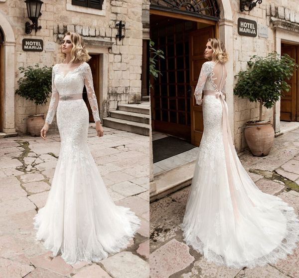 2017 traditional long sleeves mermaid wedding dresses button back sheer crew neck lace appliques new bridal gowns with ribbon, White
2017 traditional long sleeves mermaid wedding dresses button back sheer crew neck lace appliques new bridal gowns with ribbon, White