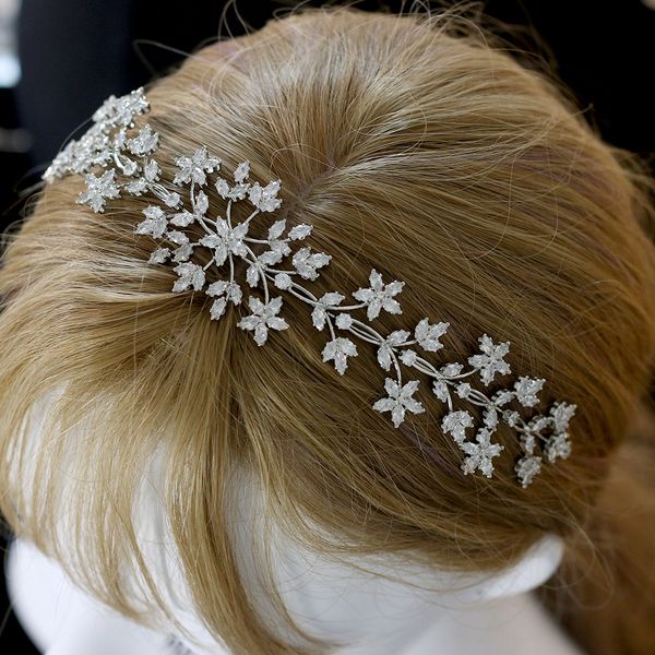 bridal crown hair accessories zirconia wedding hair accessories princess birthday hairband, Silver
bridal crown hair accessories zirconia wedding hair accessories princess birthday hairband, Silver
