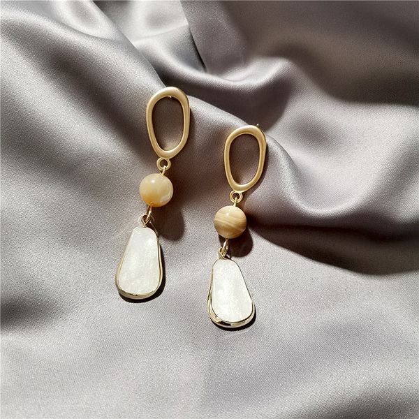 needle high-grade brown natural shell earrings chic harbor wind geometric matte earrings fashion tide, Silver
needle high-grade brown natural shell earrings chic harbor wind geometric matte earrings fashion tide, Silver