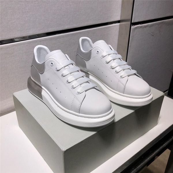 with box luxury designer casual shoes genuine leather designer couple shoes fashion designer shoes size 35-44 b100535 l14, Black
with box luxury designer casual shoes genuine leather designer couple shoes fashion designer shoes size 35-44 b100535 l14, Black