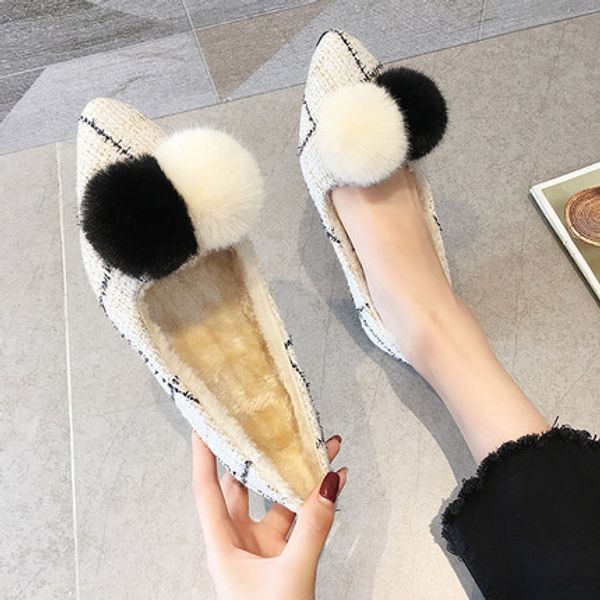 pointed furry shoes female winter wear 2019 new flat bottom wild fashion hair ball peas shoes, Black
pointed furry shoes female winter wear 2019 new flat bottom wild fashion hair ball peas shoes, Black