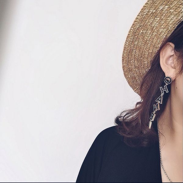 c1716 high edition fine 925 silver needle jewelry popular letters personality tassel earrings women face thin ear stud, Golden;silver
c1716 high edition fine 925 silver needle jewelry popular letters personality tassel earrings women face thin ear stud, Golden;silver