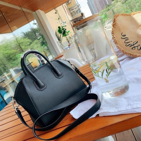 designer-fashion designer handbags shoulder bags woman cross body bag outdoor leisure shopping bag ing
designer-fashion designer handbags shoulder bags woman cross body bag outdoor leisure shopping bag ing