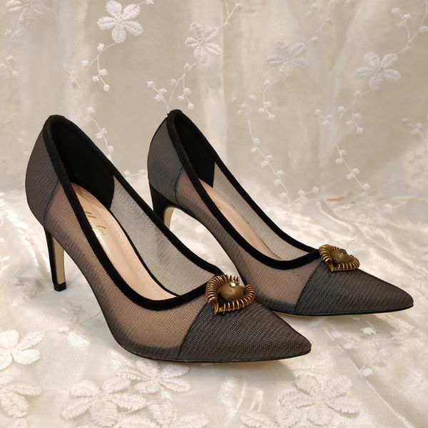 fashion women pumps casual designer black mesh lace point toe high heels pumps shoes party shoes brand new come with box
fashion women pumps casual designer black mesh lace point toe high heels pumps shoes party shoes brand new come with box