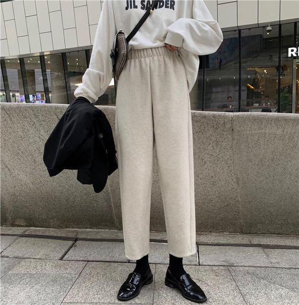 2020 woolen loose straight straight wild casual high waist slimming wide leg pants women, Black;white
2020 woolen loose straight straight wild casual high waist slimming wide leg pants women, Black;white