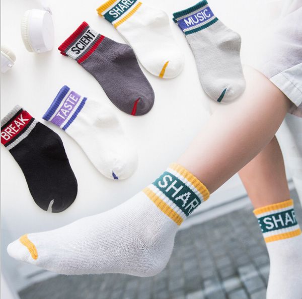 children's sports socks autumn and winter cotton boys and girls breathable medium socks manufacturers wholesale, Black
children's sports socks autumn and winter cotton boys and girls breathable medium socks manufacturers wholesale, Black