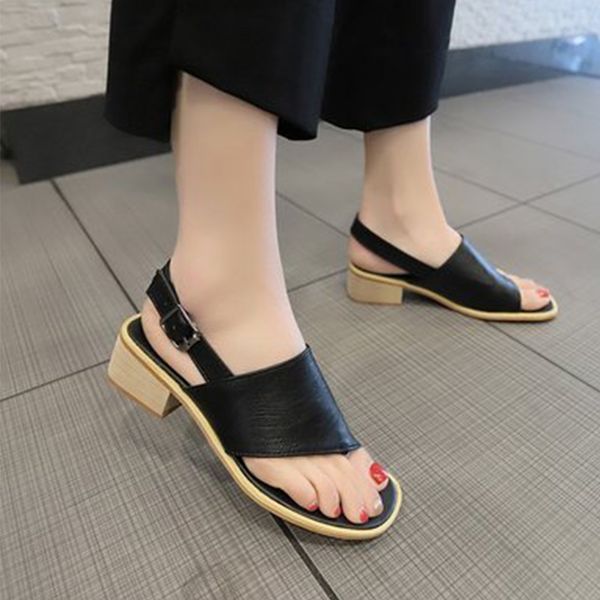 woman flip flop sandals elegant shoes women's thick women buckle strap female heel ladies fashion footwear plus size 42, Black
woman flip flop sandals elegant shoes women's thick women buckle strap female heel ladies fashion footwear plus size 42, Black