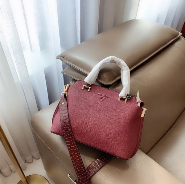 2020 luxury designer lady handag brand women designer shoulder bag with strap fashion multicolor crossbody bag p01zx 20030905w
2020 luxury designer lady handag brand women designer shoulder bag with strap fashion multicolor crossbody bag p01zx 20030905w