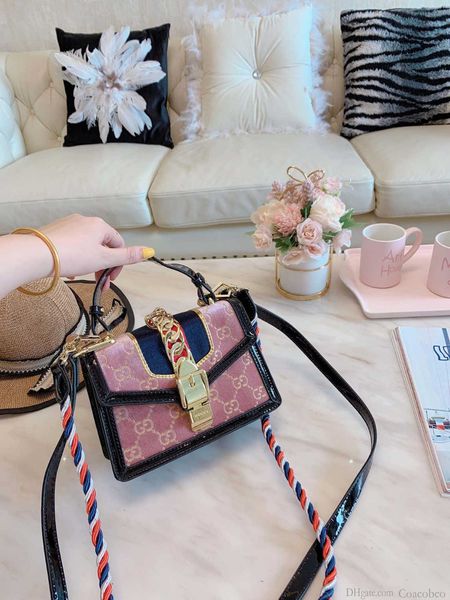 joyf 2019 brand handbags flower luxury designer composite bags lady clutch shoulder tote female purse with wallet
joyf 2019 brand handbags flower luxury designer composite bags lady clutch shoulder tote female purse with wallet