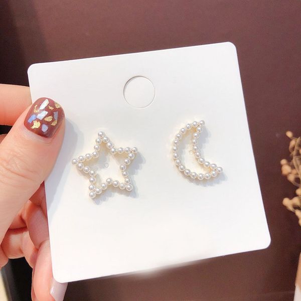 korea fashion simple pearl crystal star moon earrings for women girls temperament birthday gift brincos as028, Golden;silver
korea fashion simple pearl crystal star moon earrings for women girls temperament birthday gift brincos as028, Golden;silver