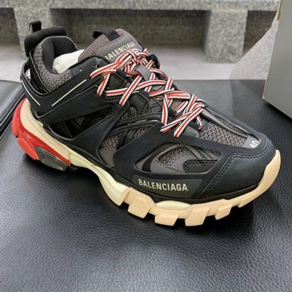 balèncìaga fashion triple s track trainers men sports running shoes designers clunky sneaker black orange women paris outdoor retro dad shoe
balèncìaga fashion triple s track trainers men sports running shoes designers clunky sneaker black orange women paris outdoor retro dad shoe