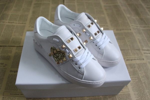 designer open low-sneakers with heart casual shoes brand leather with stud details sneaker for men women size 35-46, Black
designer open low-sneakers with heart casual shoes brand leather with stud details sneaker for men women size 35-46, Black