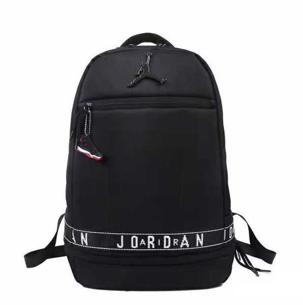 2020 men's and women's trend student leisure computer bag sports basketball travel bag nylon outdoor schoolbag
2020 men's and women's trend student leisure computer bag sports basketball travel bag nylon outdoor schoolbag