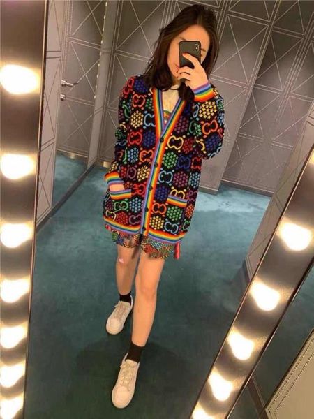 fashion latest early autumn women's v-neck knitted button long sleeve wide loose shirt, Black;white 
fashion latest early autumn women's v-neck knitted button long sleeve wide loose shirt, Black;white