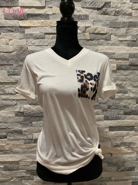 женская летняя футболка с коротким рукавом v шеи лоскутная leopard карман рубашки basic женский футболка camiseta mujer, White
женская летняя футболка с коротким рукавом v шеи лоскутная leopard карман рубашки basic женский футболка camiseta mujer, White