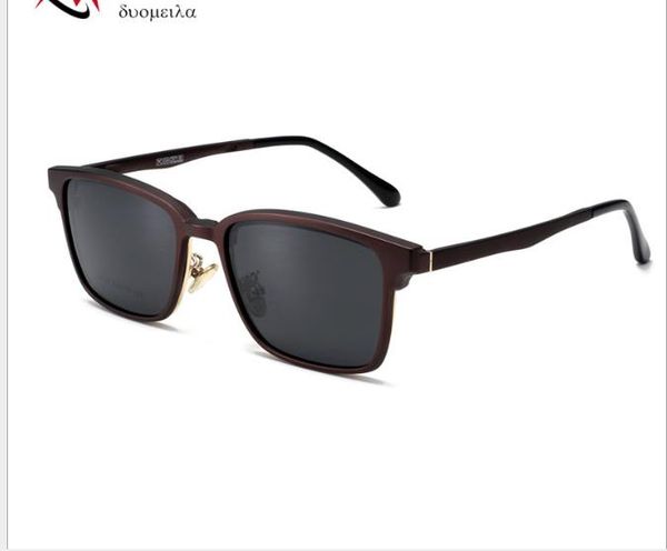 personality fashion of universal polarizing sunglasses for men and women, White;black
personality fashion of universal polarizing sunglasses for men and women, White;black